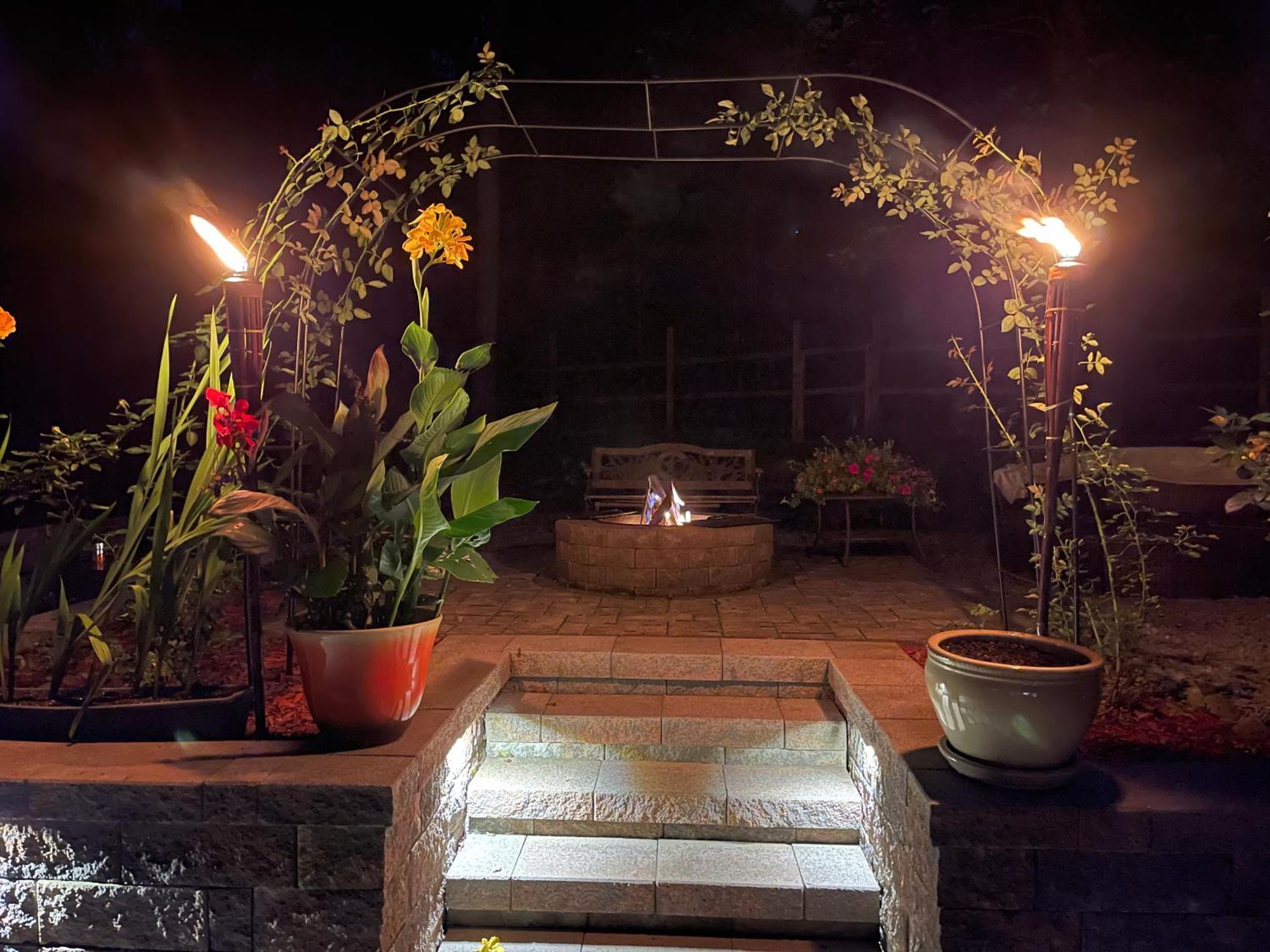 Holiday home Luxury Pocono Retreat With Hot Tub, Sauna, Fire Pit, And Patio *