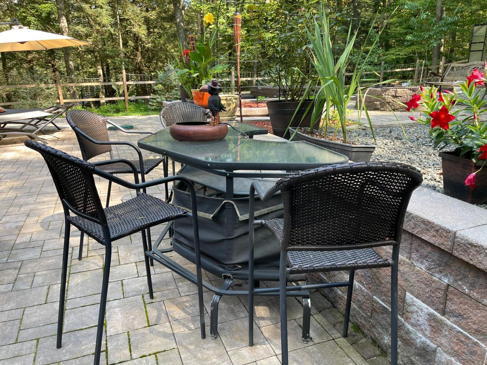 Luxury Pocono Retreat With Hot Tub, Sauna, Fire Pit, And Patio *
